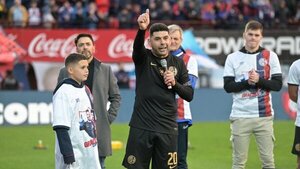 Néstor Ortigoza cuelga los botines con una victoria