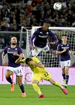 Milan alcanza la cima y triunfo agónico de Inter - Fútbol Internacional - ABC Color