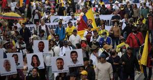 La Nación / Miles de colombianos protestan contra proyecto de reforma tributaria