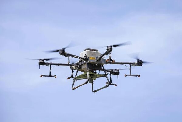 Francia busca cómo luchar contra la amenaza de los pequeños drones - Tecnología - ABC Color