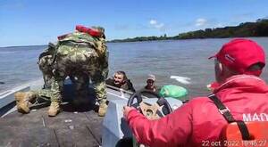 Crónica / [VIDEO] Así rescataron a unos pescadores de morir ahogados