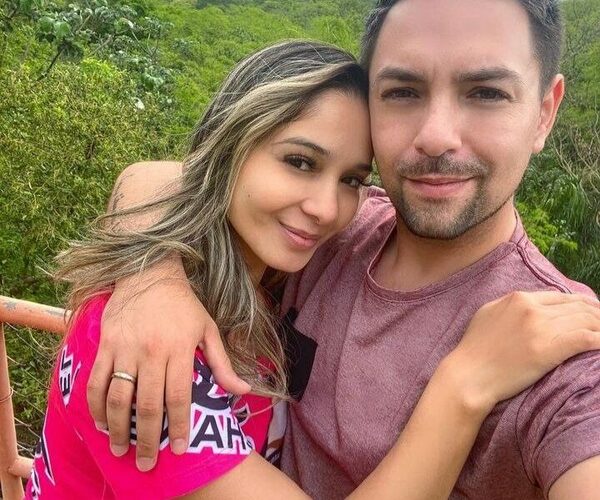 Tuneados: futuro esposo de Mariela Bogado se achicó los pechos y ella las orejas