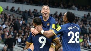 Miguel Almirón y otro extraordinario gol para el Newcastle