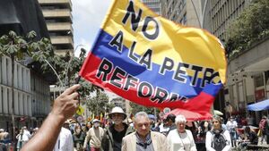 Colombia: Protestan contra proyecto de reforma tributaria - ADN Digital