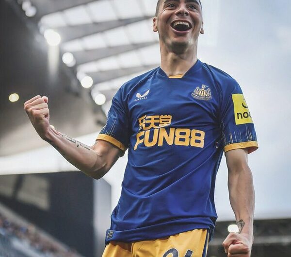 (VIDEO) ¡IMPERIAL! ¡Almirón y otro golazo en Inglaterra!