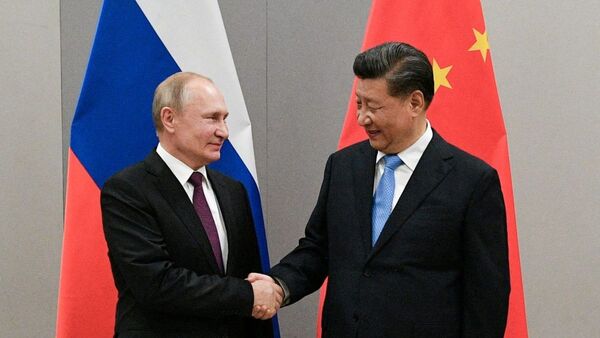 Vladimir Putin felicita a su amigo Xi Jinping por su reelección en China