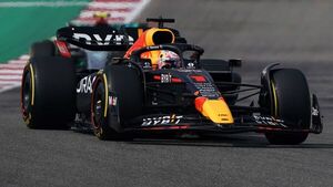 Max Verstappen triunfa y da el título para Red Bull