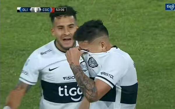 Crónica / Olimpia: Richard Ortíz y Gamarra le bajaron la caña a Paiva por un gesto