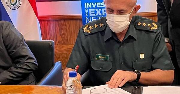 La Nación / Militar que entregó Dimabel a firma brasileña es premiado con ascenso por Abdo