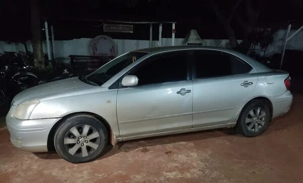 Encuentran abandonado un auto que fue robado a conductora de Bolt - Policiales - ABC Color