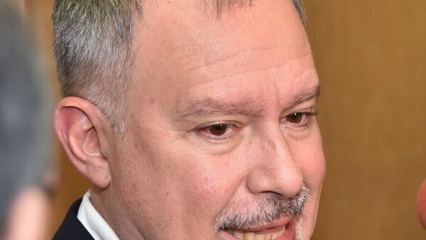 Senador cuestiona intento de dar a EEUU privilegios en plan de Hidrovía
