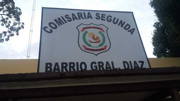 Policía detiene a mecánico denunciado por abusar de su hija pequeña - Radio Imperio