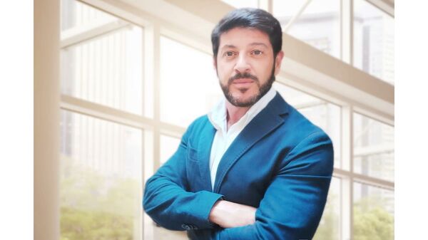 Invitan a la presentación del libro “Los nuevos poderes del líder” - Revista PLUS