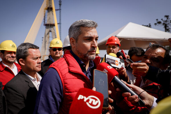 Abdo Benítez dice que el peaje en hidrovía no va en sintonía con Mercosur - MarketData