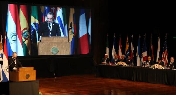 Posición ante Argentina fue debatida en el Congreso Marítimo Internacional