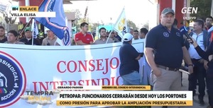 Funcionarios bloquean acceso a Petropar como presión para ampliación presupuestaria - ADN Digital