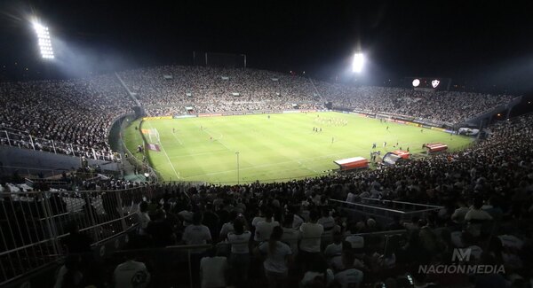 ¿A estadio lleno? Los precios de entradas para Resistencia-Olimpia
