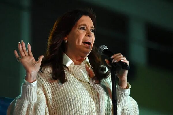 Cristina Kirchner preferiría candidatura a Senado y no presidencial, insinúa su hijo Máximo - Mundo - ABC Color
