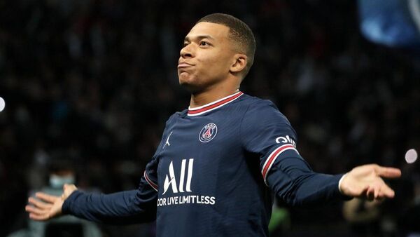 El PSG desmiente los detalles filtrados del contrato de Mbappé