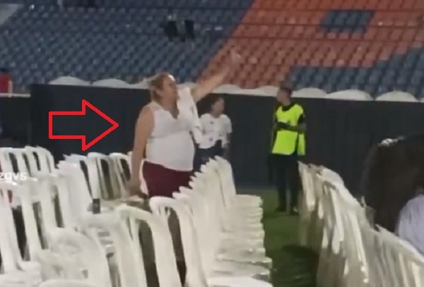 Fanática confiesa su amor a Marco Antonio Solís a los gritos