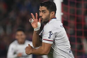 El final del Clausura deja otro gol de Suárez y a Peñarol sin Libertadores - Fútbol Internacional - ABC Color