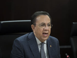 Misión del FMI analiza la situación económica dominicana con el Banco Central - MarketData