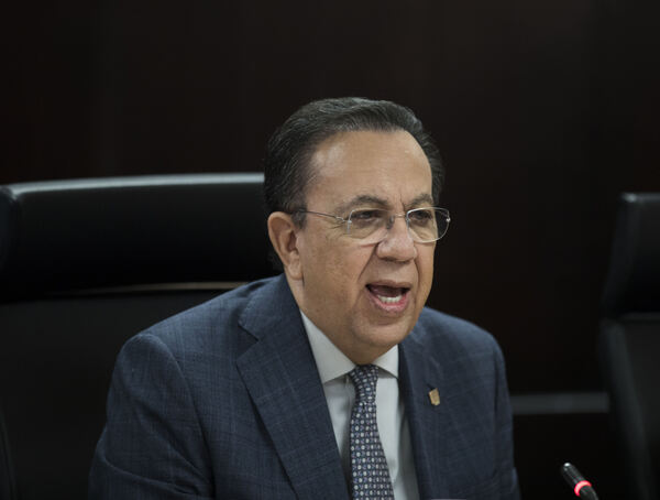 Misión del FMI analiza la situación económica dominicana con el Banco Central - MarketData