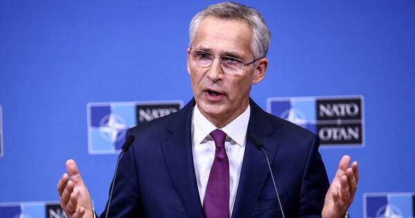 La Nación / OTAN pide a Moscú no usar “bomba sucia” como excusa