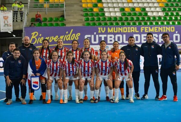 Debut con goleada de las alborrojas en el Mundial de Fútbol de Salón - Polideportivo - ABC Color