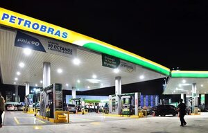 Petrobras inaugura renovada estación - Empresariales - ABC Color