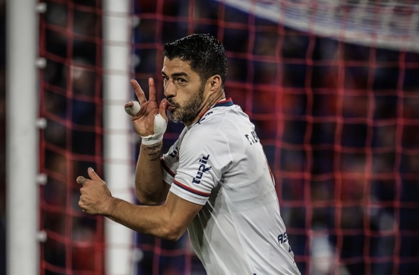 Diario HOY | El final del Clausura deja otro gol de Suárez y a Peñarol sin Libertadores