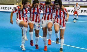 Vapulearon a Perú en arranque del mundial