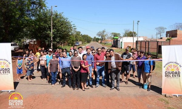 Municipalidad de Ciudad del Este concluyó obras viales simultáneamente en tres barrios – Diario TNPRESS