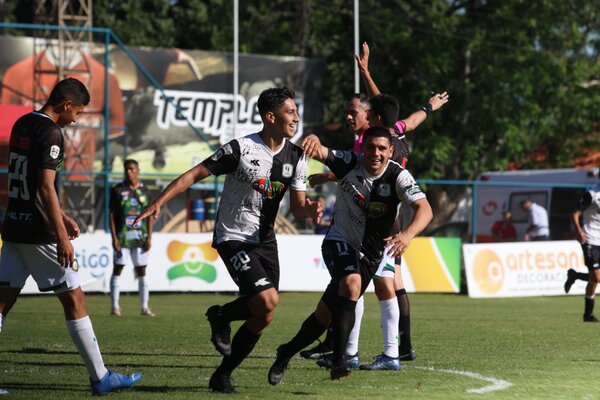 Tacuary es equipo de Primera División, tras golear a Rubio Ñu | 1000 Noticias