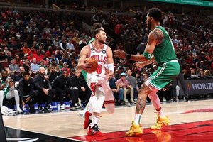 Chicago reacciona y rompe el invicto de Boston Celtics