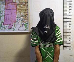 Dio un soco en la boca a su pareja y quedó detenido - La Clave