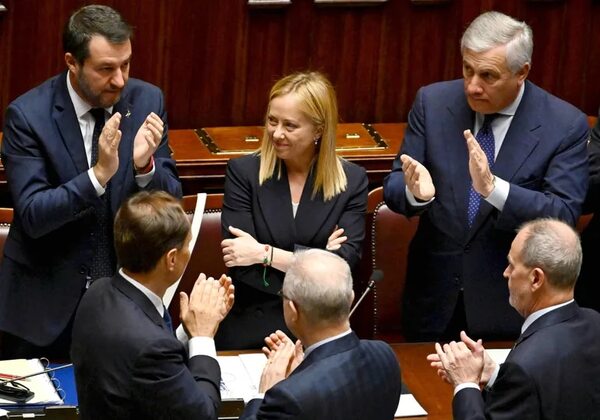 Meloni avisa a quienes quieran “vigilar” su gestión que Italia no recibe “lecciones” de nadie - Mundo - ABC Color
