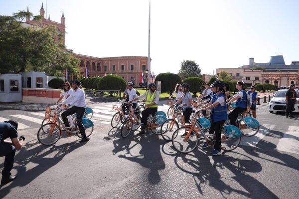 Dieron palada inicial para la construcción de 31 km de bicisendas en el Área Metropolitana - El Trueno