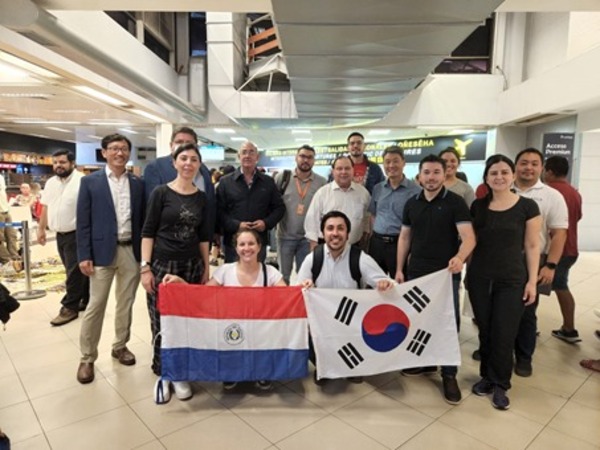 Parte segundo grupo de ingenieros del MOPC para ser capacitados en Corea - .::Agencia IP::.