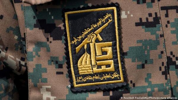 Matan a tiros a dos oficiales de los Guardianes de la Revolución en Irán