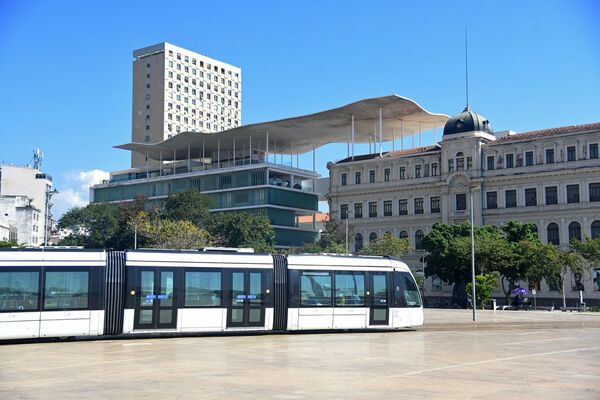 Recorrer lo mejor de la arquitectura de Río de Janeiro en el tren VLT