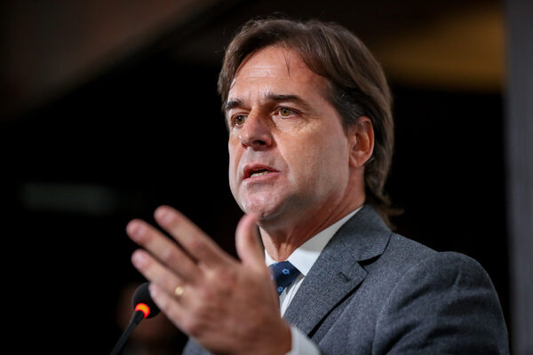 Lacalle Pou viaja a Japón con miras a incrementar el comercio con Uruguay - MarketData