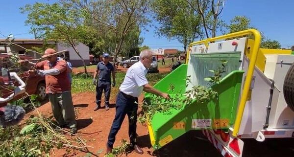 Adquieren máquina trituradora de ramas y follajes en Hernandarias 