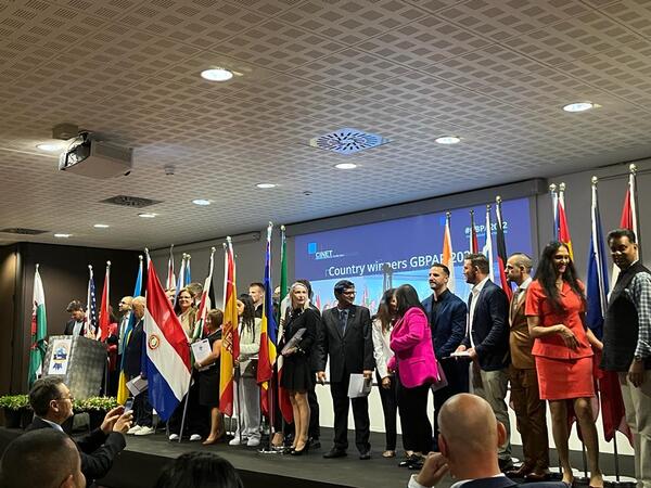 Lavatt es la única empresa de América en el top 10 mundial del concurso de Mejores Prácticas Globales 2022 - Revista PLUS