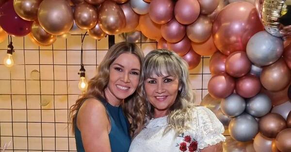 La Nación / Dallys Ferreira celebra un año más de vida de su madre