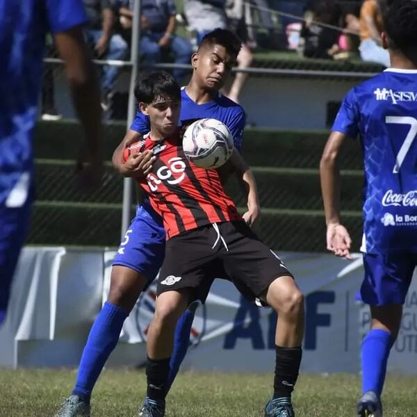 Sub 15: Libertad lidera con dos escoltas - Libertad - ABC Color