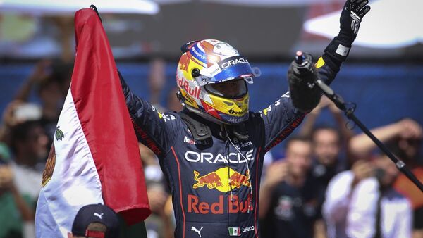 Checo Pérez quiere el podio en México