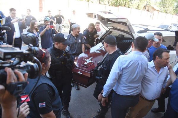 Ataúd de Osvaldo Villalba ingresó a cárcel del Buen Pastor