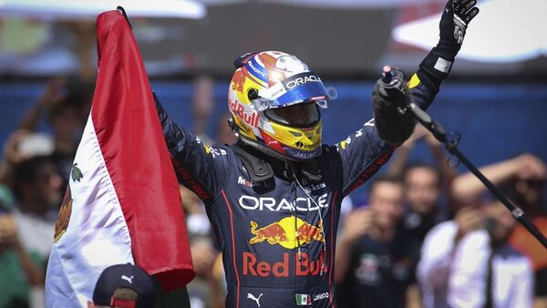 Checo Pérez quiere el podio en México