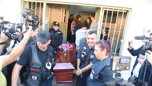 Abogada de Villalba defiende derecho a despedirse de su hermano